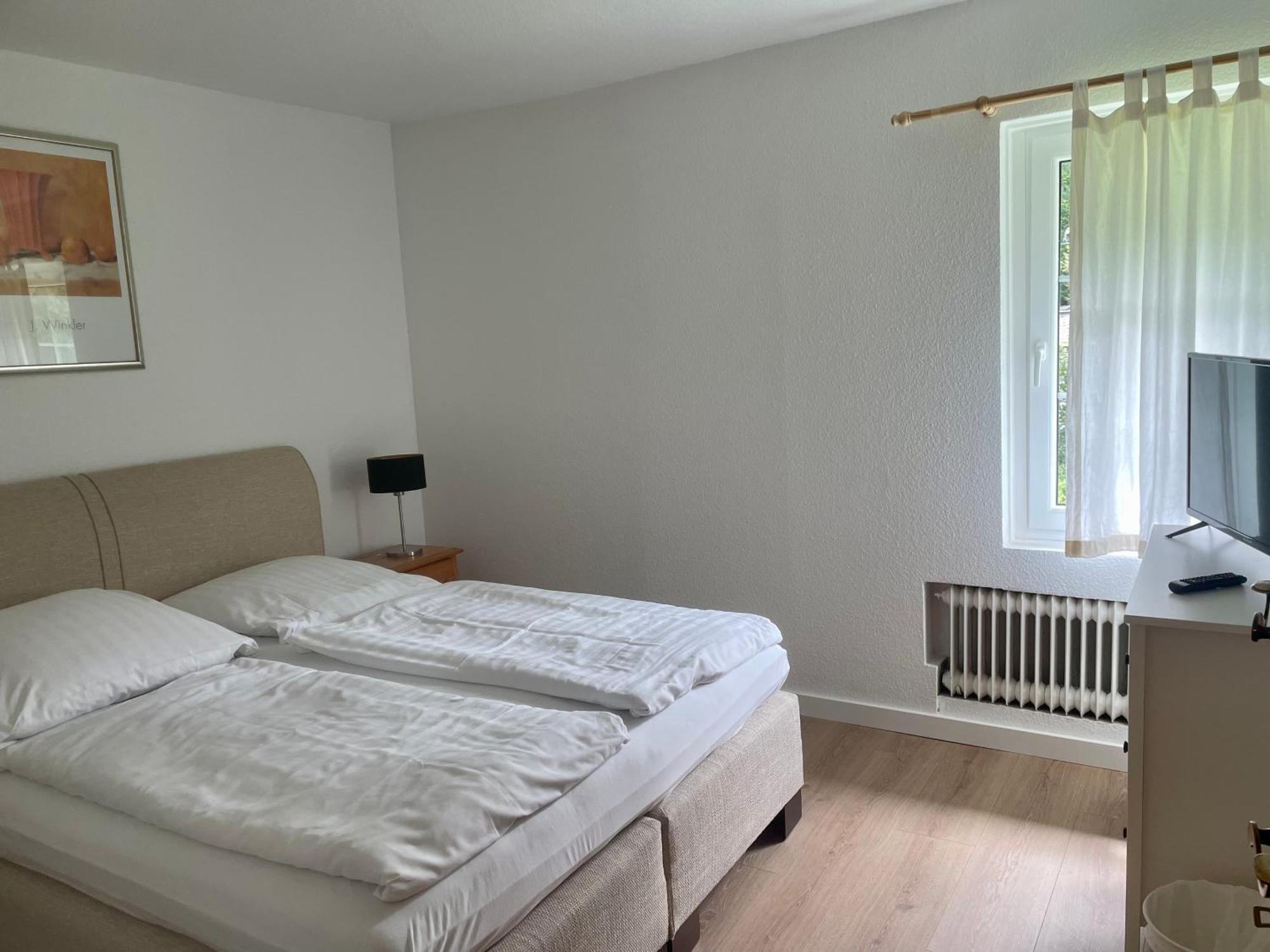 Haus Wiesengrund Апартаменты Hurtgenwald